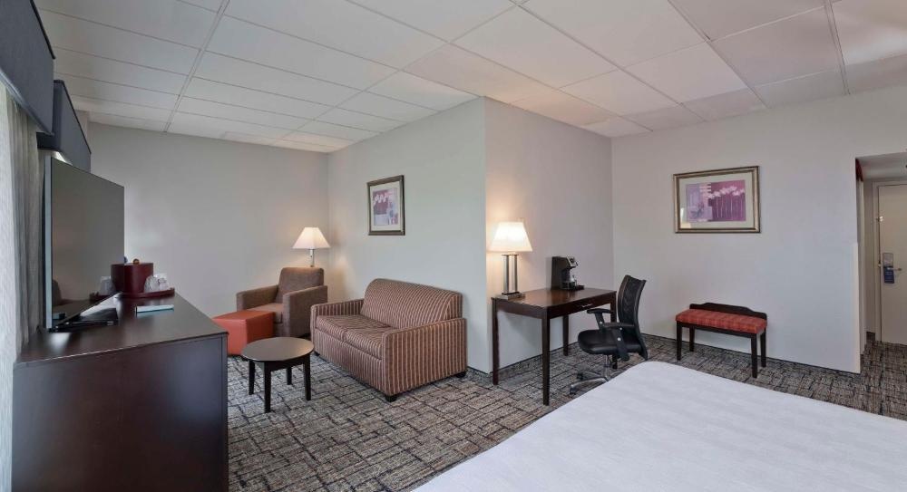 Best Western Plus Hotel & Conference Center Image 11